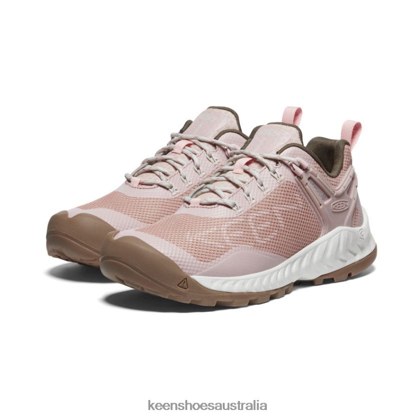 KEEN Footwear TLDLTR477 Fawn/Peach Whip NXIS EVO Waterproof Shoe Women